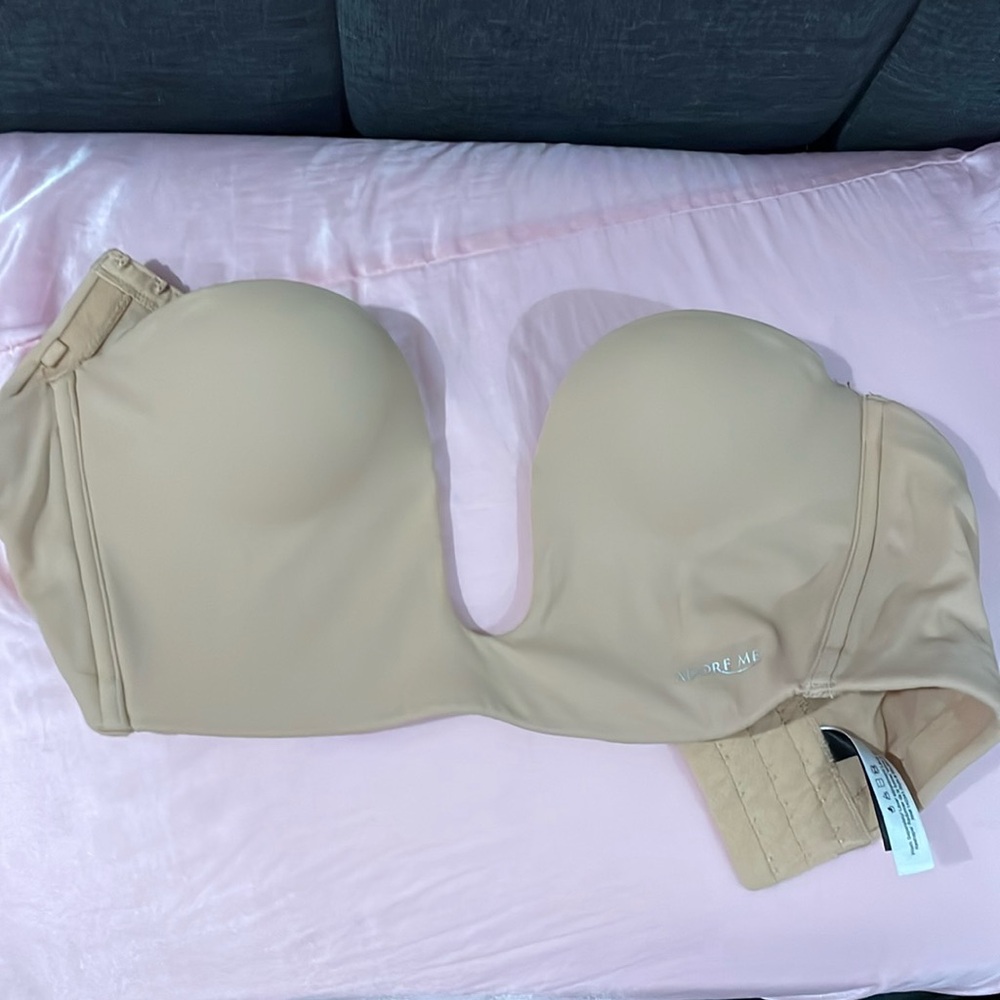 34B Like New Adore Me Plunge Bra Deep Cut Nude Color